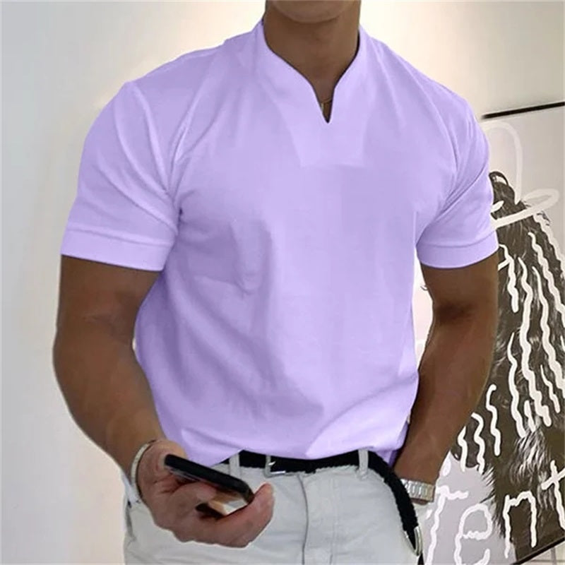 Camiseta deportiva de manga corta con cuello en V